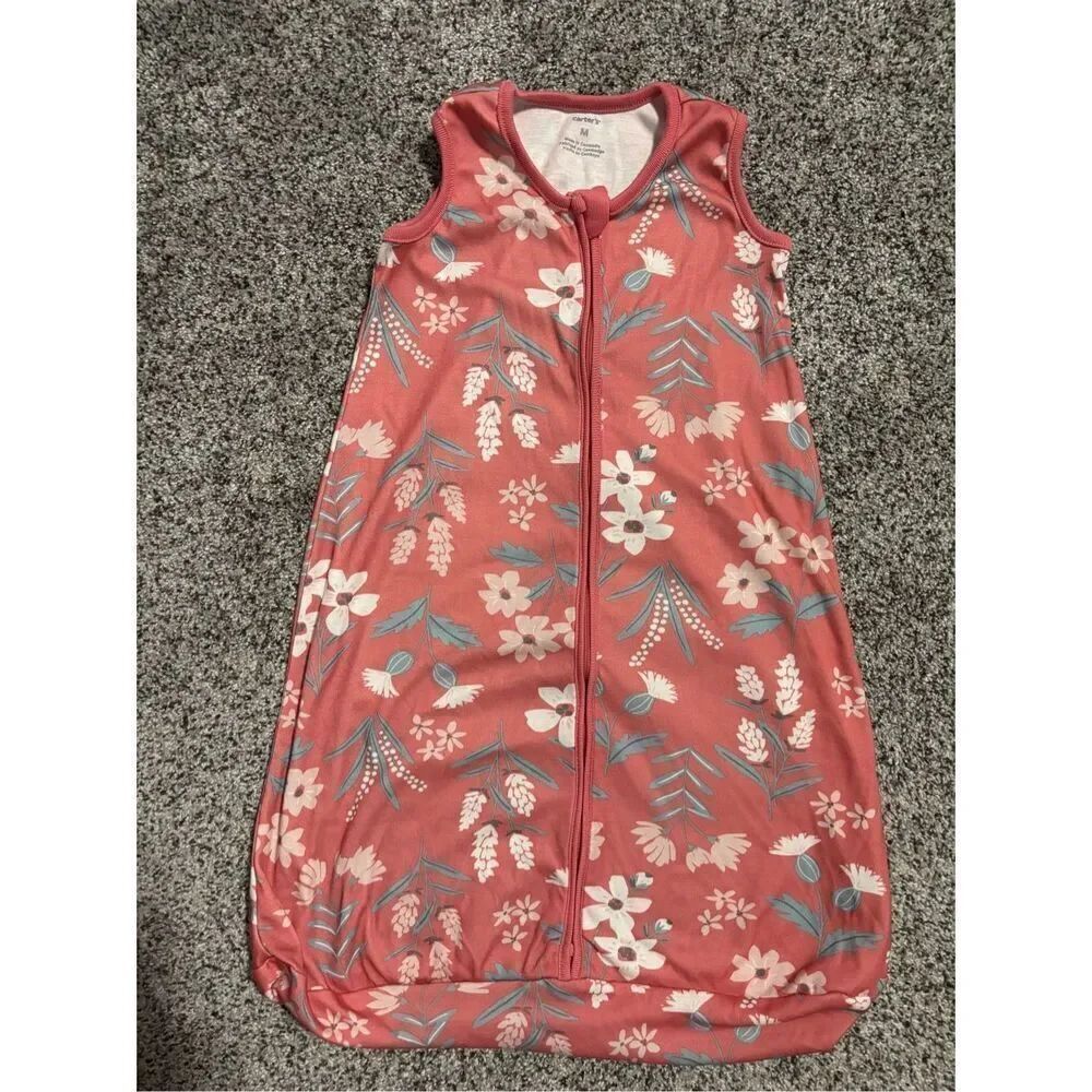❤️Carter’s Infant Floral Sleep Sack M